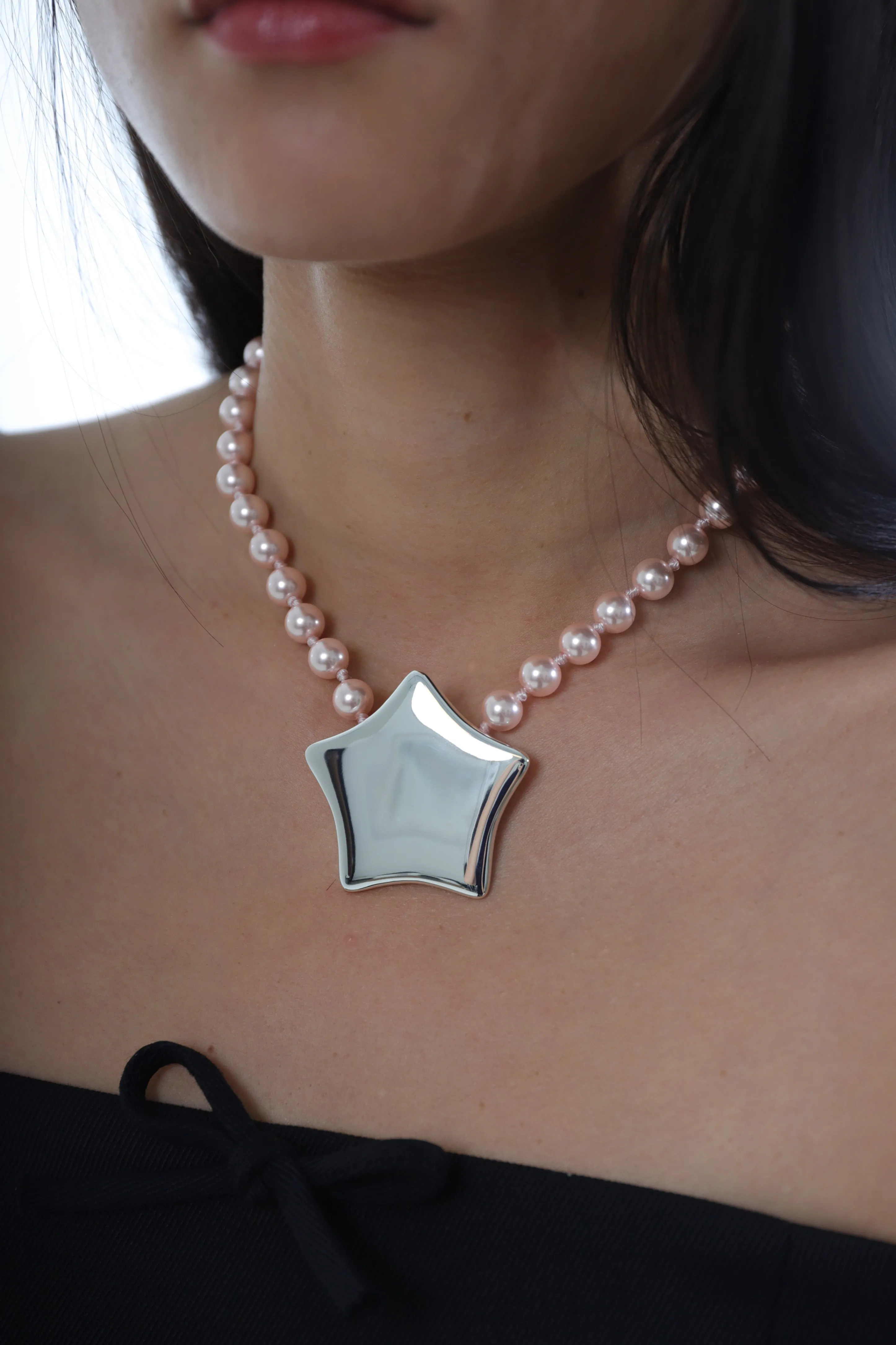 GATEAUX NECKLACE IN PINK