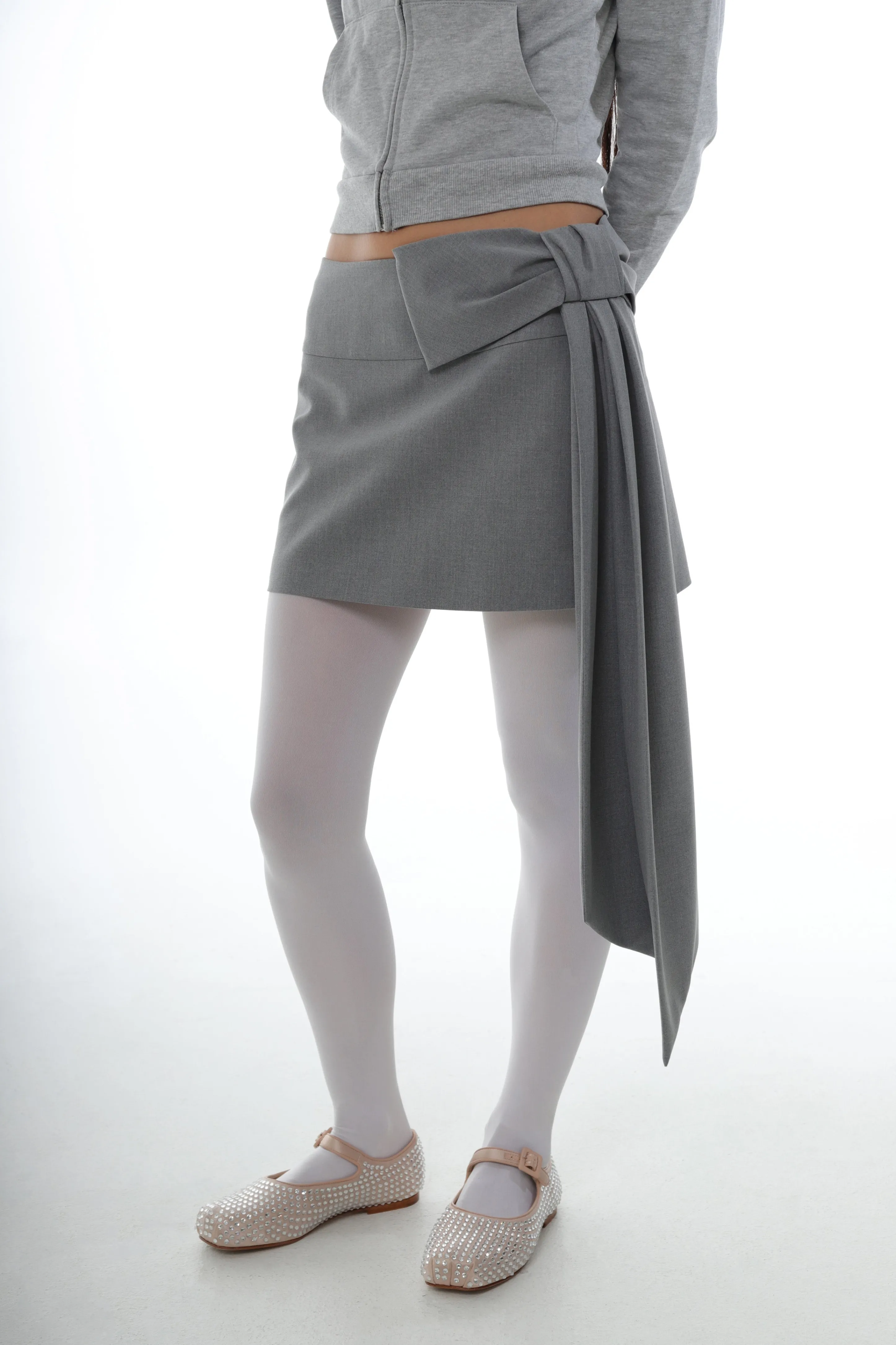 SKAR SKIRT IN LIGHT GREY